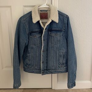 Levi’s Women Sherpa Denim Trucker Jacket